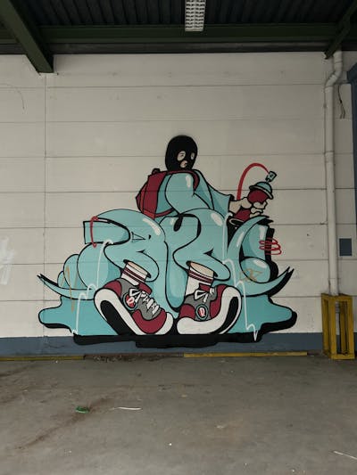 Cyan and Red Stylewriting by radikalinski.84 and Run. This Graffiti is located in mönchengladbach, Germany and was created in 2024. This Graffiti can be described as Stylewriting, Abandoned, Throw Up and Characters.