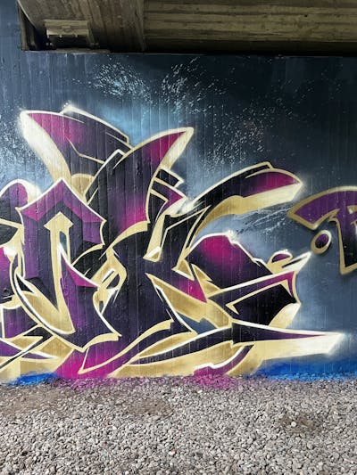 Violet and Beige Stylewriting by ZICK and PMZ CREW. This Graffiti is located in Oldenburg, Germany and was created in 2024.