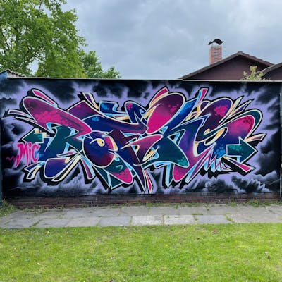 Colorful and Violet Stylewriting by MicRoFiks, Fiks and Rofiks. This Graffiti is located in Germany and was created in 2022. This Graffiti can be described as Stylewriting and Wall of Fame.