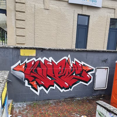 Red Stylewriting by SUR2. This Graffiti is located in Belgium and was created in 2022.