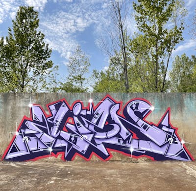 Violet and Red Stylewriting by Thetan. This Graffiti is located in Italy and was created in 2022. This Graffiti can be described as Stylewriting and Abandoned.