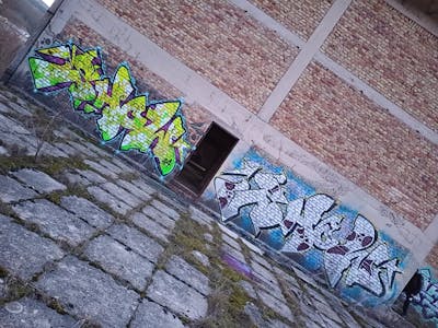 Light Green and Chrome Stylewriting by SHOW. This Graffiti is located in Croatia and was created in 2024. This Graffiti can be described as Stylewriting and Abandoned.