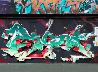 Cyan and Red and White Stylewriting by Posa. This Graffiti is located in Leipzig, Germany and was created in 2018. This Graffiti can be described as Stylewriting and Wall of Fame.