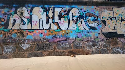 Colorful Stylewriting by Stile. This Graffiti is located in Rio de Janeiro, Brazil and was created in 2015. This Graffiti can be described as Stylewriting and Street Bombing.