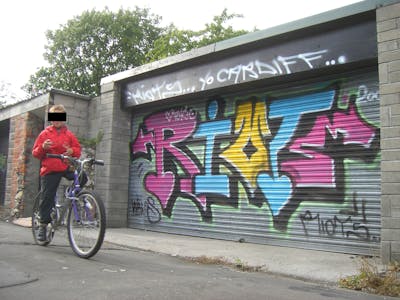 Colorful Stylewriting by Riots. This Graffiti is located in Cardiff, United Kingdom and was created in 2009. This Graffiti can be described as Stylewriting and Street Bombing.