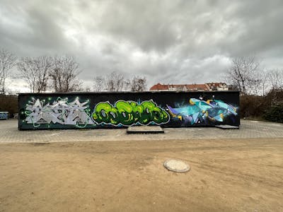 Colorful Stylewriting by Gaps, Dirt and Sens. This Graffiti is located in Leipzig, Germany and was created in 2023. This Graffiti can be described as Stylewriting and Wall of Fame.