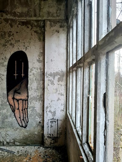 Black and Brown Characters by Gosp. This Graffiti is located in Germany and was created in 2023. This Graffiti can be described as Characters, Streetart, Abandoned and Atmosphere.