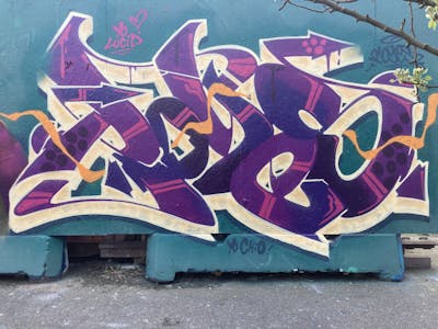 Violet and Beige Stylewriting by Royes. This Graffiti is located in copenhagen, Denmark and was created in 2024.