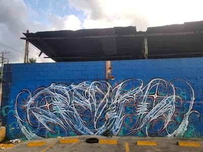 White and Blue Stylewriting by PEK. This Graffiti is located in Caracas, Venezuela and was created in 2021.