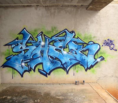 Light Blue Stylewriting by Sher. This Graffiti was created in 2021 but its location is unknown. This Graffiti can be described as Stylewriting.