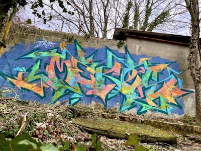 Colorful Stylewriting by _mekes_. This Graffiti is located in Paris, France and was created in 2023. This Graffiti can be described as Stylewriting and Abandoned.