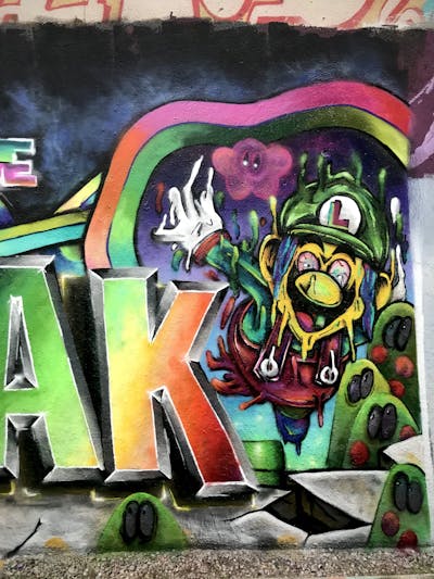 Colorful Characters by Glurak. This Graffiti is located in Berlin, Germany and was created in 2022. This Graffiti can be described as Characters and Stylewriting.