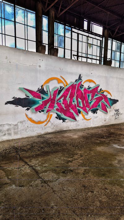 Coralle and Colorful Stylewriting by KNOR. This Graffiti is located in Baia Mare, Romania and was created in 2024. This Graffiti can be described as Stylewriting and Abandoned.
