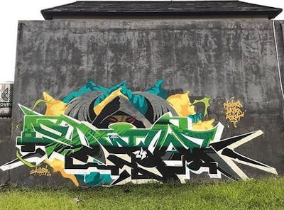 Green and Colorful Stylewriting by Smra. This Graffiti is located in Bali, Indonesia and was created in 2019. This Graffiti can be described as Stylewriting.