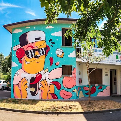 Colorful Characters by Octofly Art. This Graffiti is located in Manerbio, Italy and was created in 2022. This Graffiti can be described as Characters and Murals.
