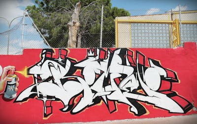 Colorful Stylewriting by Romeo2.. This Graffiti is located in Murcia, Spain and was created in 2013. This Graffiti can be described as Stylewriting, Characters and Wall of Fame.