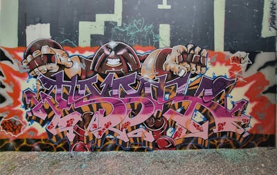 Coralle and Colorful Stylewriting by ESSEX and TNC. This Graffiti is located in Sunshine Coast, Australia and was created in 2023. This Graffiti can be described as Stylewriting and Characters.