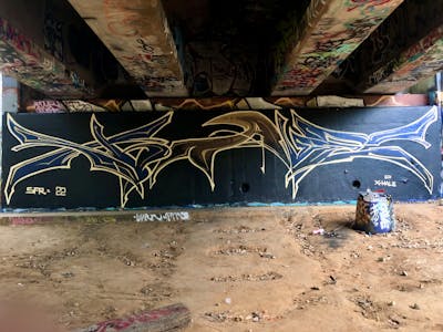 Black and Beige Stylewriting by Xhale. This Graffiti is located in Perth, Australia and was created in 2022. This Graffiti can be described as Stylewriting and Wall of Fame.