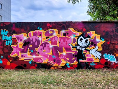 Coralle and Colorful and Red Stylewriting by Remo. This Graffiti is located in Magdeburg, Germany and was created in 2023. This Graffiti can be described as Stylewriting, Characters and Wall of Fame.
