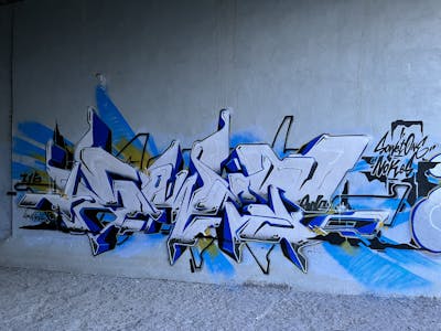 Grey and Blue Stylewriting by Sowet. This Graffiti is located in Florence, Italy and was created in 2022.