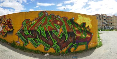 Light Green and Orange Stylewriting by CEOZ, SELcrew and dmcrew. This Graffiti is located in Maracay, Venezuela and was created in 2023.