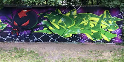 Light Green and Colorful Stylewriting by split. This Graffiti is located in Germany and was created in 2022. This Graffiti can be described as Stylewriting, Characters and Wall of Fame.