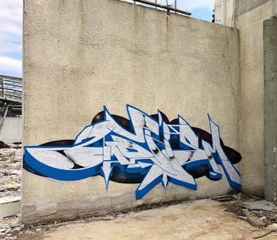 Chrome and Blue Stylewriting by Zota. This Graffiti is located in Greece and was created in 2022. This Graffiti can be described as Stylewriting and Abandoned.