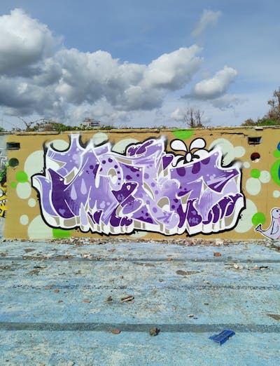 Violet and Grey Stylewriting by MYKE and MPS47. This Graffiti is located in Naples, Italy and was created in 2023.