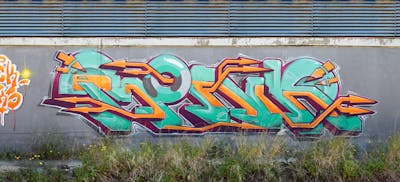 Colorful Stylewriting by MONK. This Graffiti is located in LISBON, Portugal and was created in 2018. This Graffiti can be described as Stylewriting and Wall of Fame.