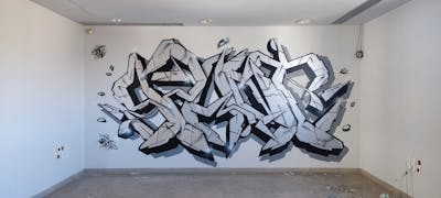 Chrome Stylewriting by Spant. This Graffiti is located in Levadia, Greece and was created in 2024. This Graffiti can be described as Stylewriting and Abandoned.