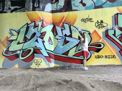 Colorful Stylewriting by Czosen1. This Graffiti is located in Warsaw, Poland and was created in 2021. This Graffiti can be described as Stylewriting and Wall of Fame.