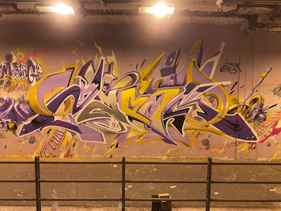 Coralle and Violet and Yellow Stylewriting by Zark. This Graffiti is located in Sant'ilario, Italy and was created in 2023.