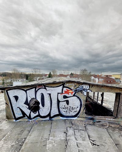 Chrome Stylewriting by Riots. This Graffiti is located in Leipzig, Germany and was created in 2024. This Graffiti can be described as Stylewriting and Abandoned.