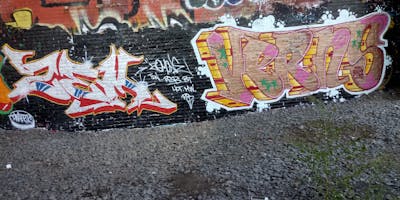 Chrome and Gold Stylewriting by ZEM and VERNS. This Graffiti is located in NEW YORK CITY, United States and was created in 2021.