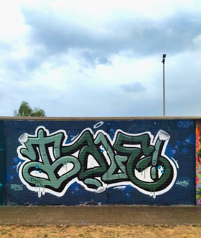 Green Stylewriting by HAMPI and TALE. This Graffiti is located in HAMM, Germany and was created in 2022. This Graffiti can be described as Stylewriting and Wall of Fame.