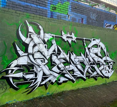 Chrome Stylewriting by Meds. This Graffiti is located in Leeds, United Kingdom and was created in 2020. This Graffiti can be described as Stylewriting.