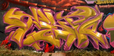 Colorful Stylewriting by Tinto. HDP Crew. This Graffiti is located in Sevilla, Spain and was created in 2019. This Graffiti can be described as Stylewriting and Wall of Fame.