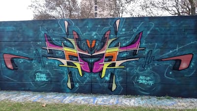 Colorful Stylewriting by Fuzio. This Graffiti is located in Szolnok, Hungary and was created in 2023. This Graffiti can be described as Stylewriting and Futuristic.