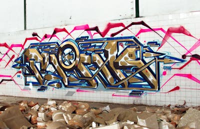 Colorful Stylewriting by MONK. This Graffiti is located in LISBON, Portugal and was created in 2017. This Graffiti can be described as Stylewriting, Futuristic and Abandoned.