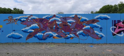 Blue Stylewriting by Dipa. This Graffiti is located in Berlin, Germany and was created in 2022. This Graffiti can be described as Stylewriting and Wall of Fame.