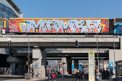 Chrome and Colorful Wholecars by Mamba and Hell. This Graffiti is located in Berlin, Germany and was created in 2021. This Graffiti can be described as Wholecars.