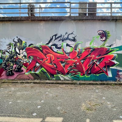 Red and Colorful Stylewriting by MicRoFiks, Rofiks and Fiks. This Graffiti is located in Germany and was created in 2022. This Graffiti can be described as Stylewriting, Characters and Wall of Fame.