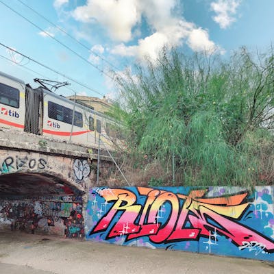 Colorful Stylewriting by Riots. This Graffiti is located in Palma de Mallorca, Spain and was created in 2023.